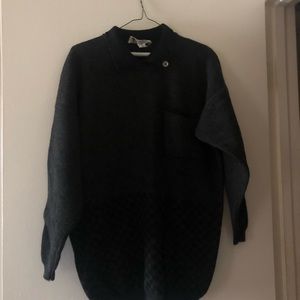 Women’s sweater black and gray 100% wool size Large